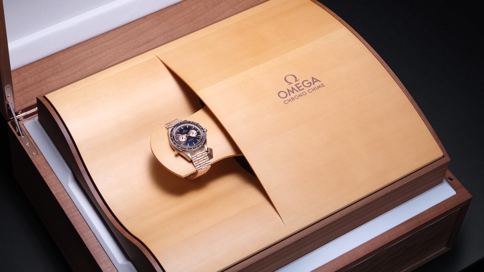 Omega Speedmaster Chrono Chime - box