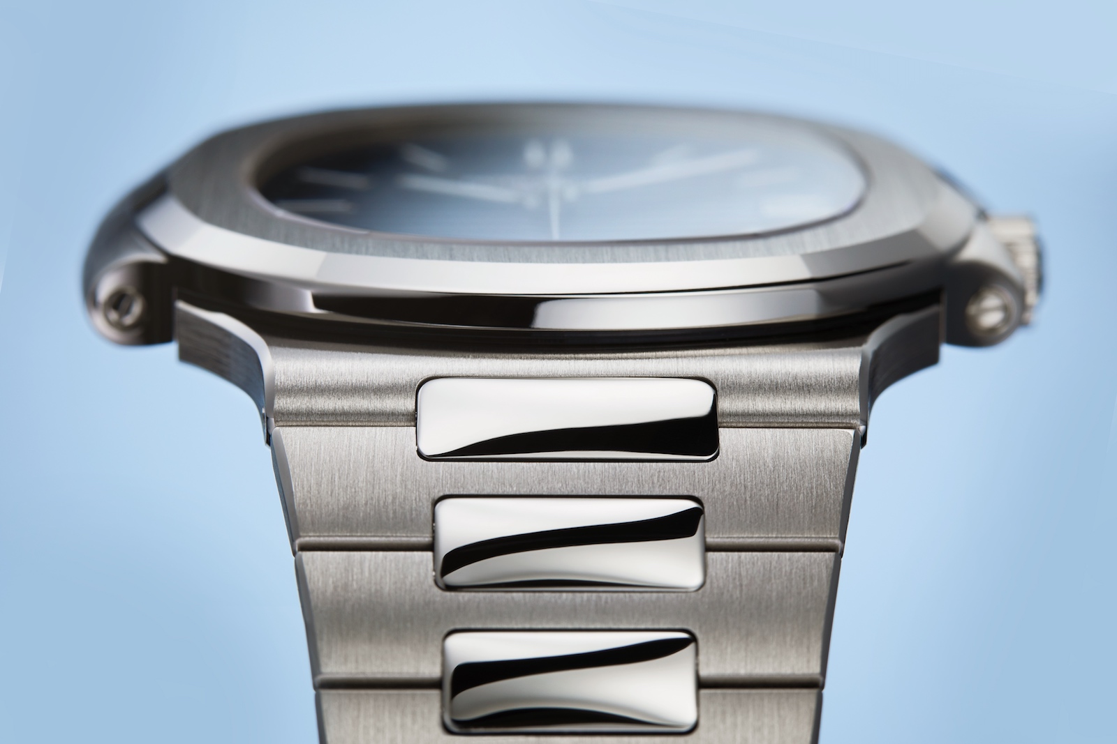 Patek Philippe Nautilus 5811:1G - profil