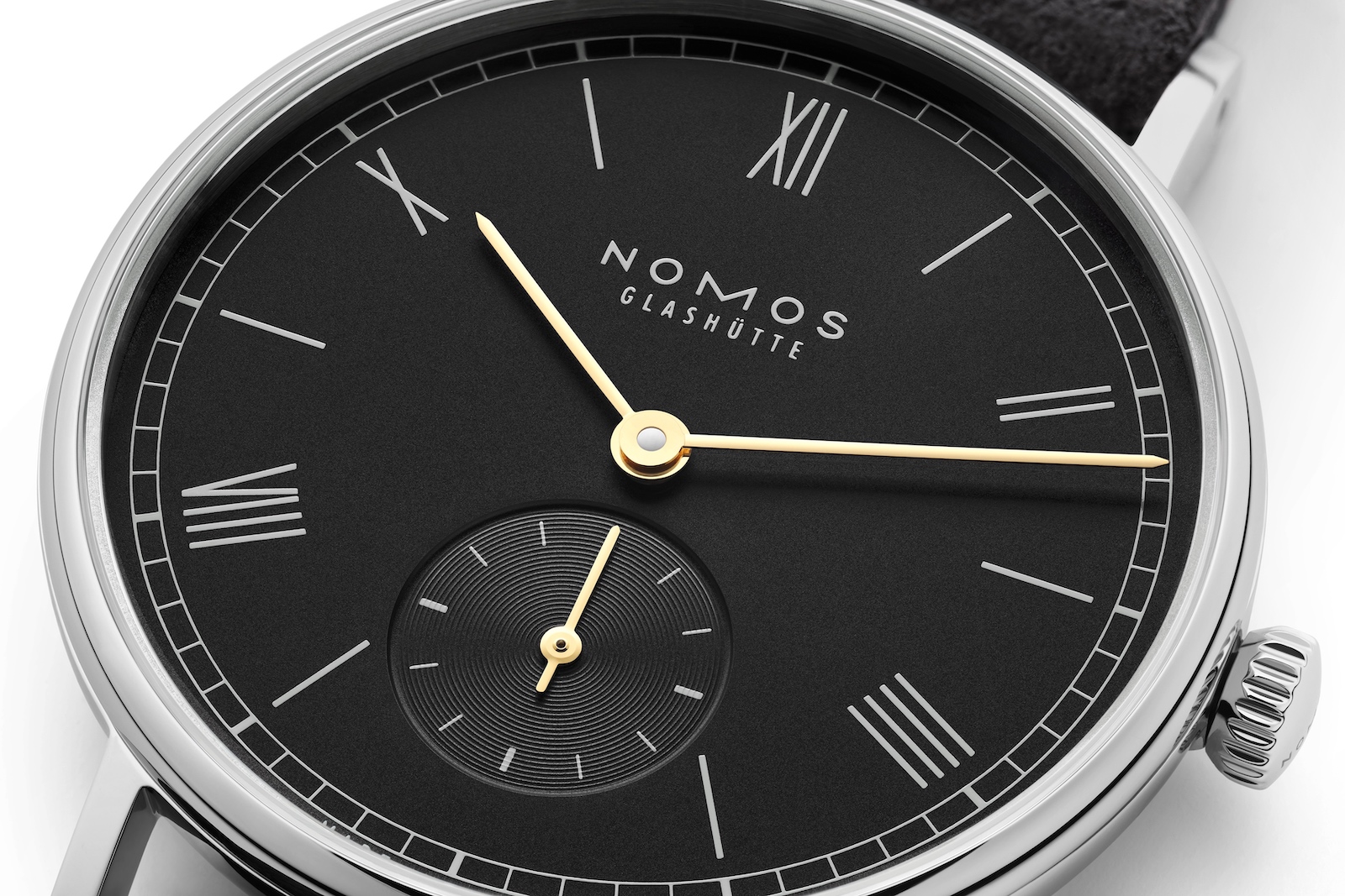 Nomos Ludwig 33 Noir - dial