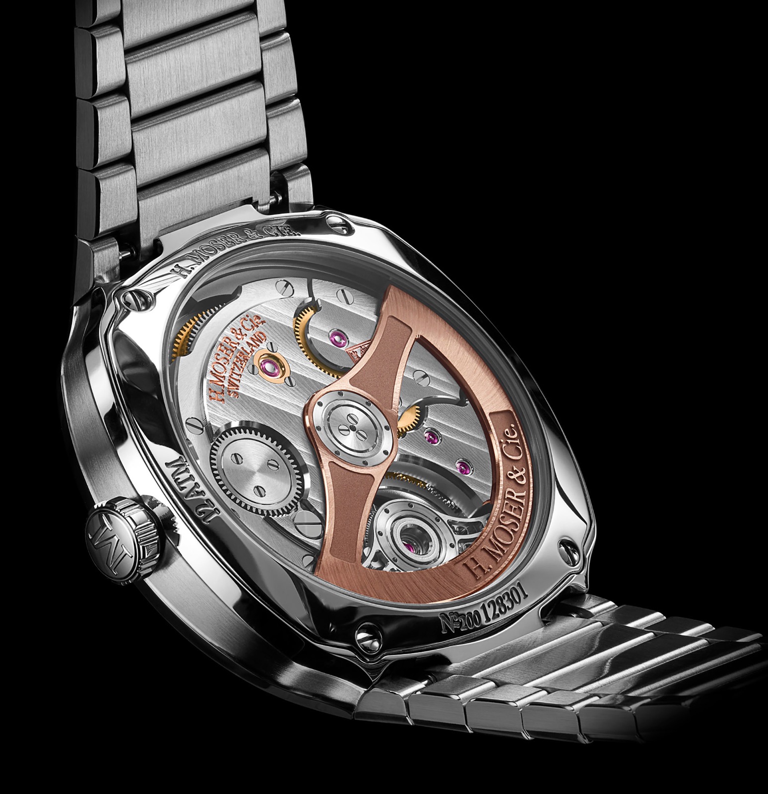 H-Moser-Cie-Streamliner-Tourbillon-Rainbow