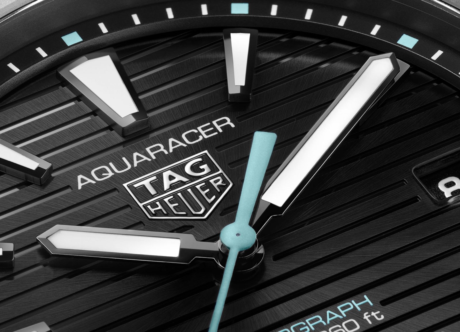 TAG Heuer Aquaracer Professional 200 Solargraph Titanium
