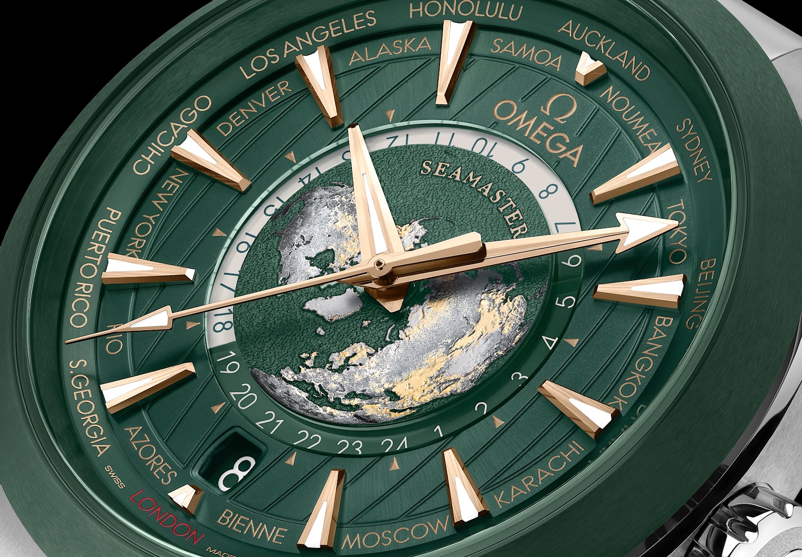 Omega Seamaster Aqua Terra Worldtimer - steel dial