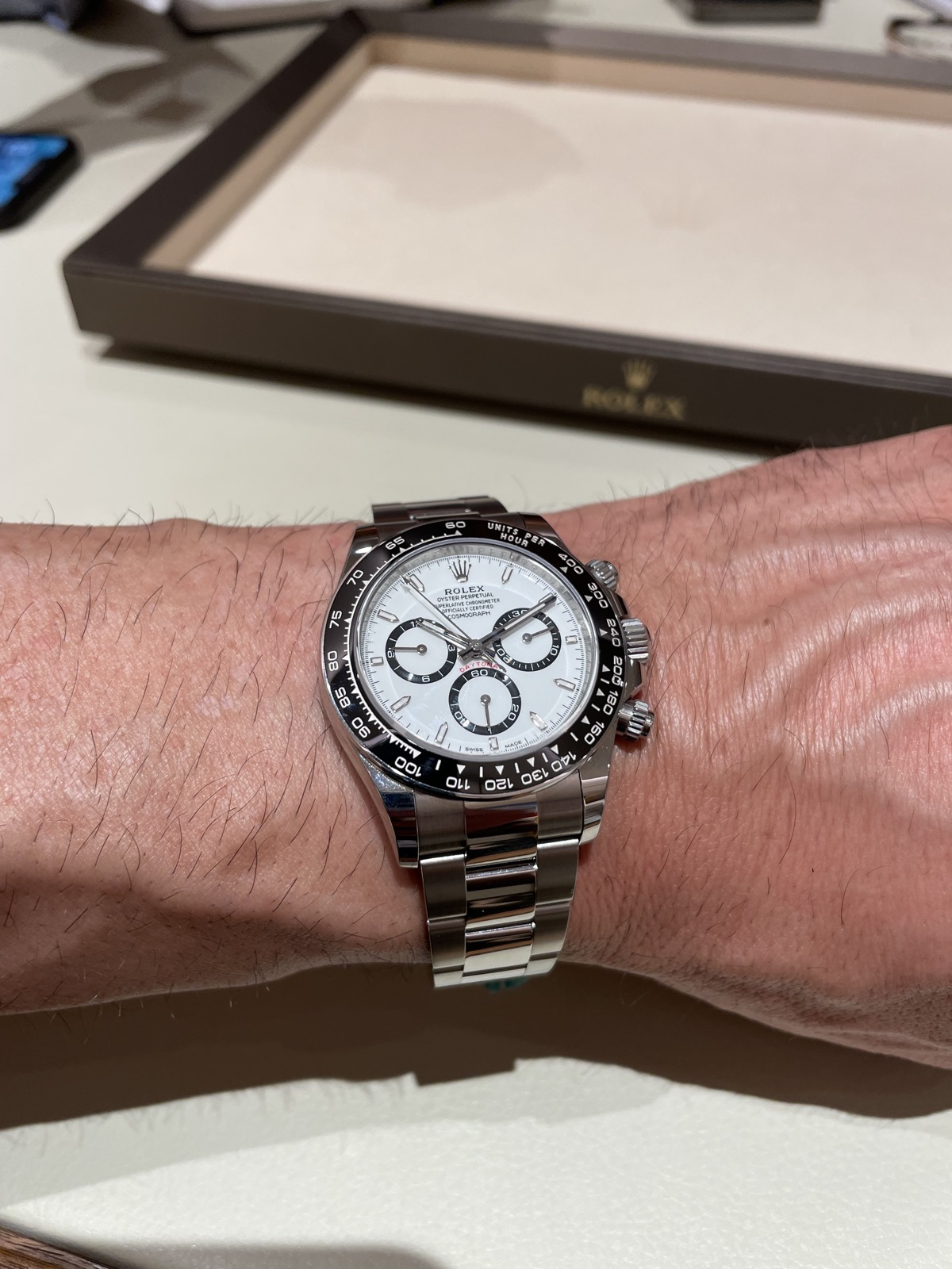 Rolex Daytona 126500LN_05
