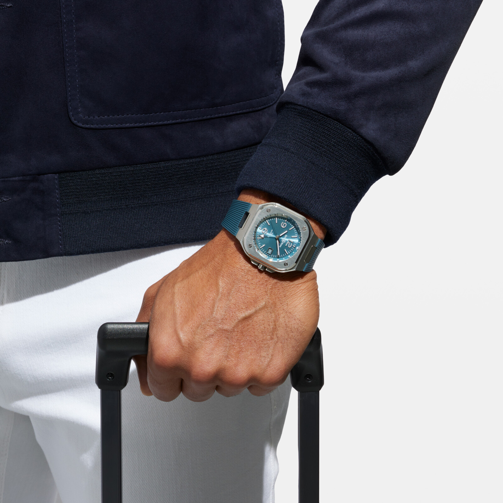 Bell & Ross BR 05 GMT Sky Blue_04