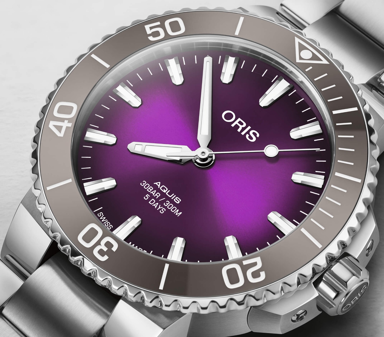 Oris Aquis Hölstein Edition 2023_03
