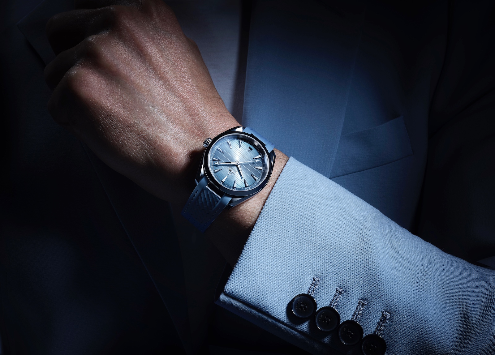 Omega Seamaster Summer Blue - Aquaterra lifestyle