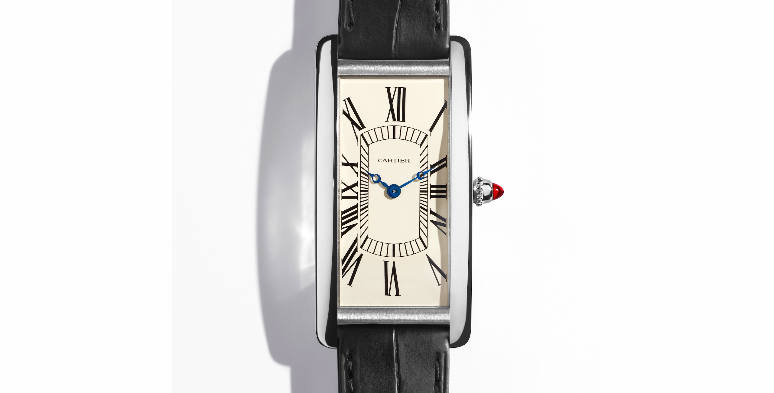 Cartier Tank Cintrée 2023 - cover
