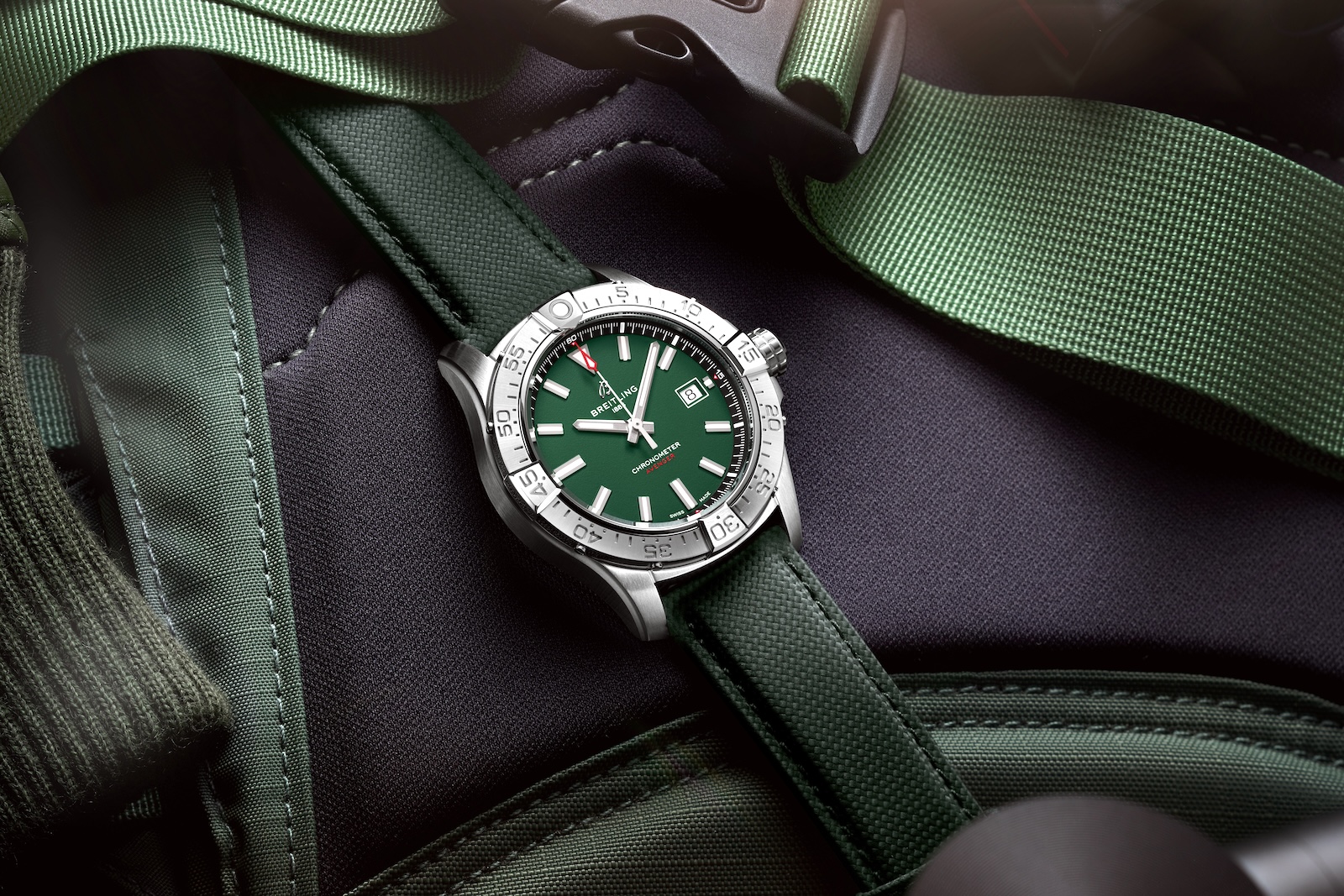 Breitling Avenger - Automatic 42