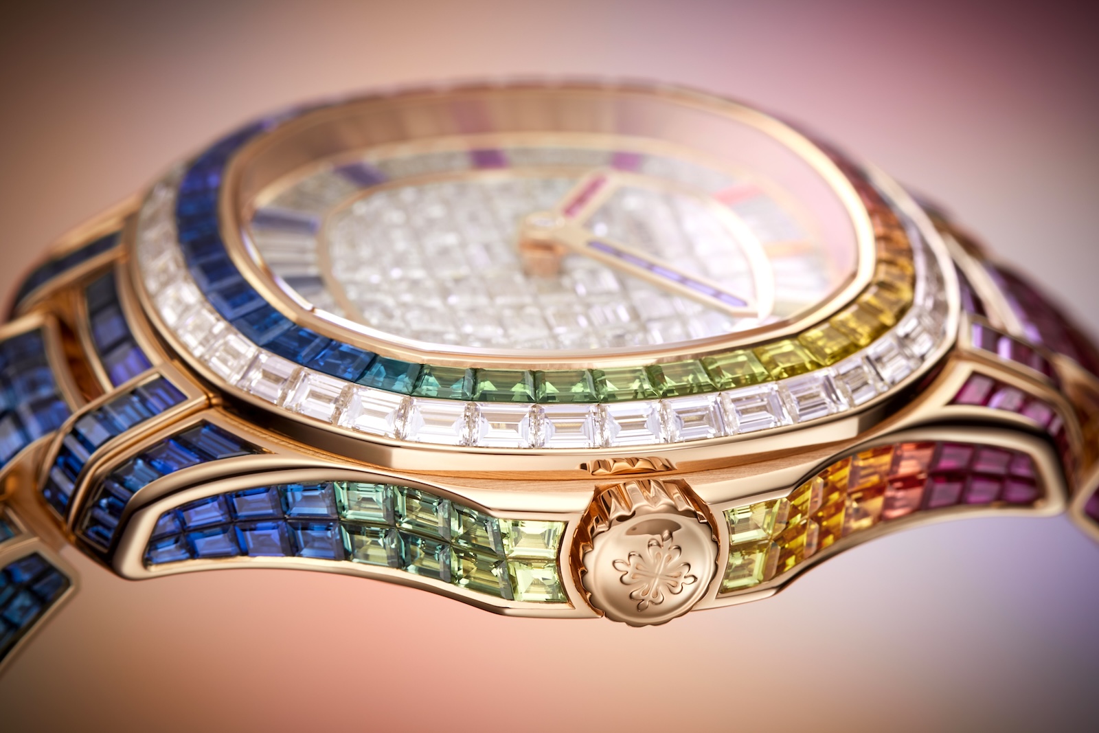 Patek Philippe Aquanaut Luce Rainbow 5260/1455R - carrura