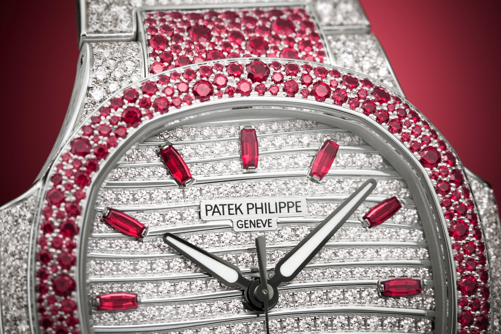 Patek Philippe Nautilus Haute Joaillerie 7118/1452G - dial