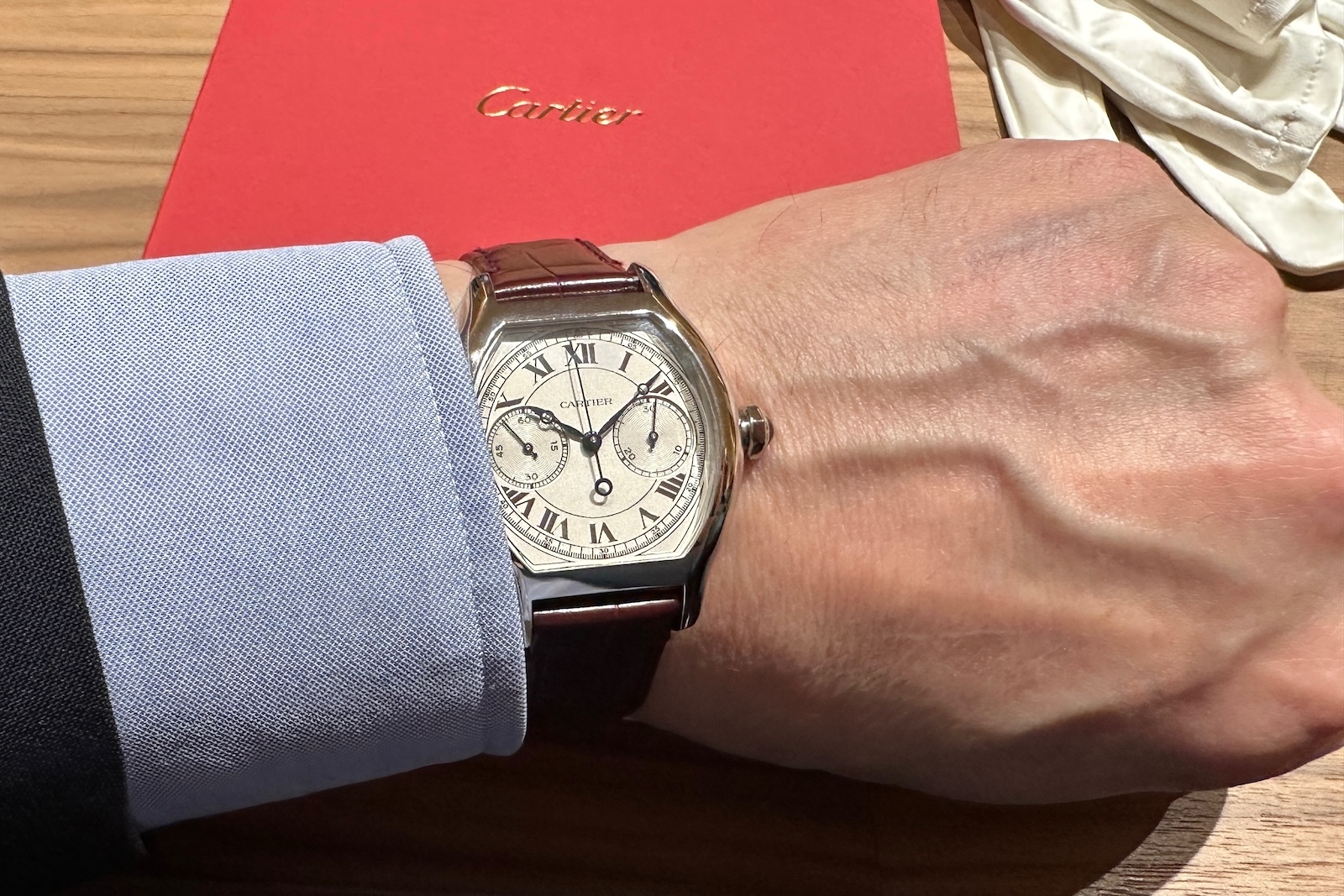 Cartier Privé Tortue - lifestyle 9312c