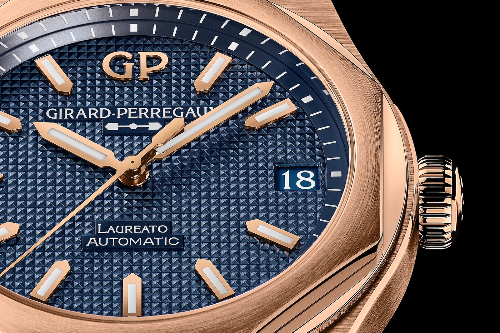 Girard-Perregaux Laureato Pink Gold - dial