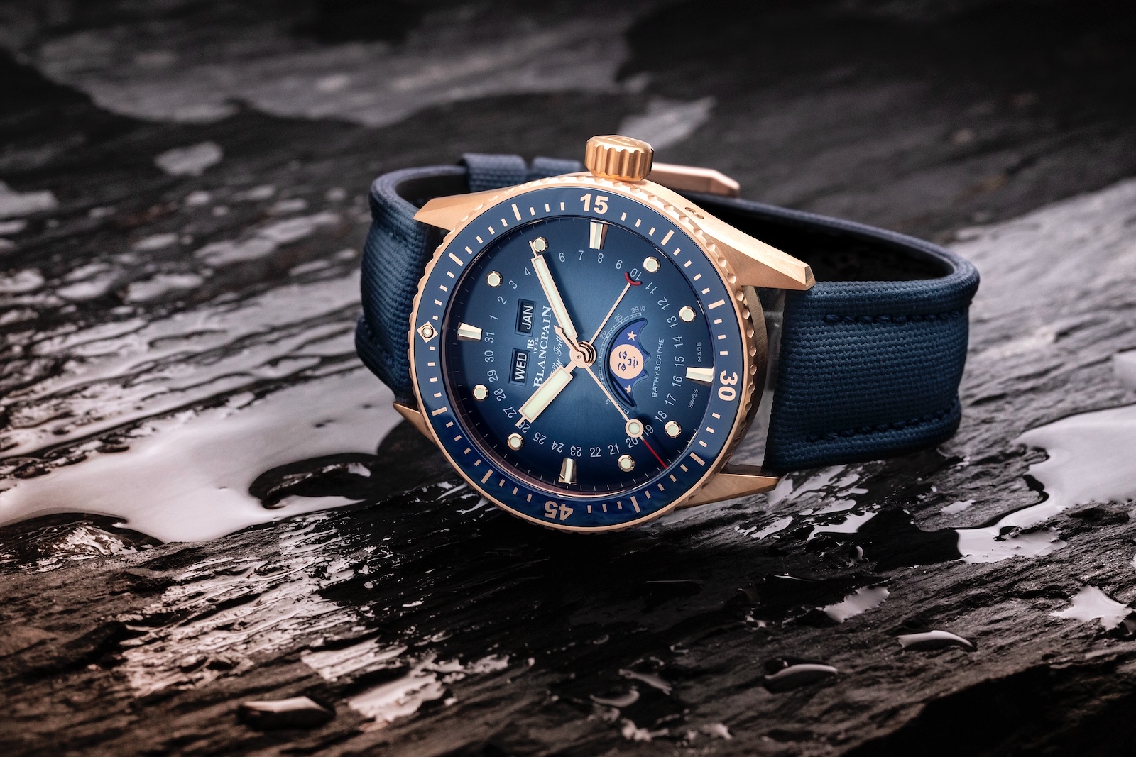 Blancpain Fifty Fathoms Bathyscaphe Rose Gold - Quantième Complet