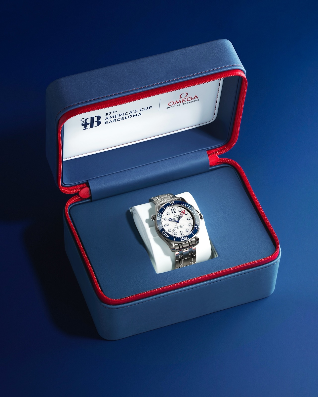 Omega Seamaster Diver 300M America’s Cup - box