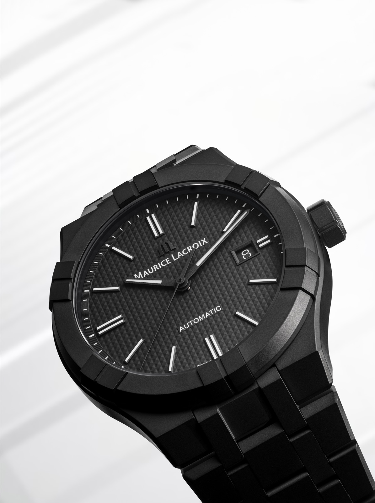 Maurice Lacroix Aikon Automatic Ceramic_05
