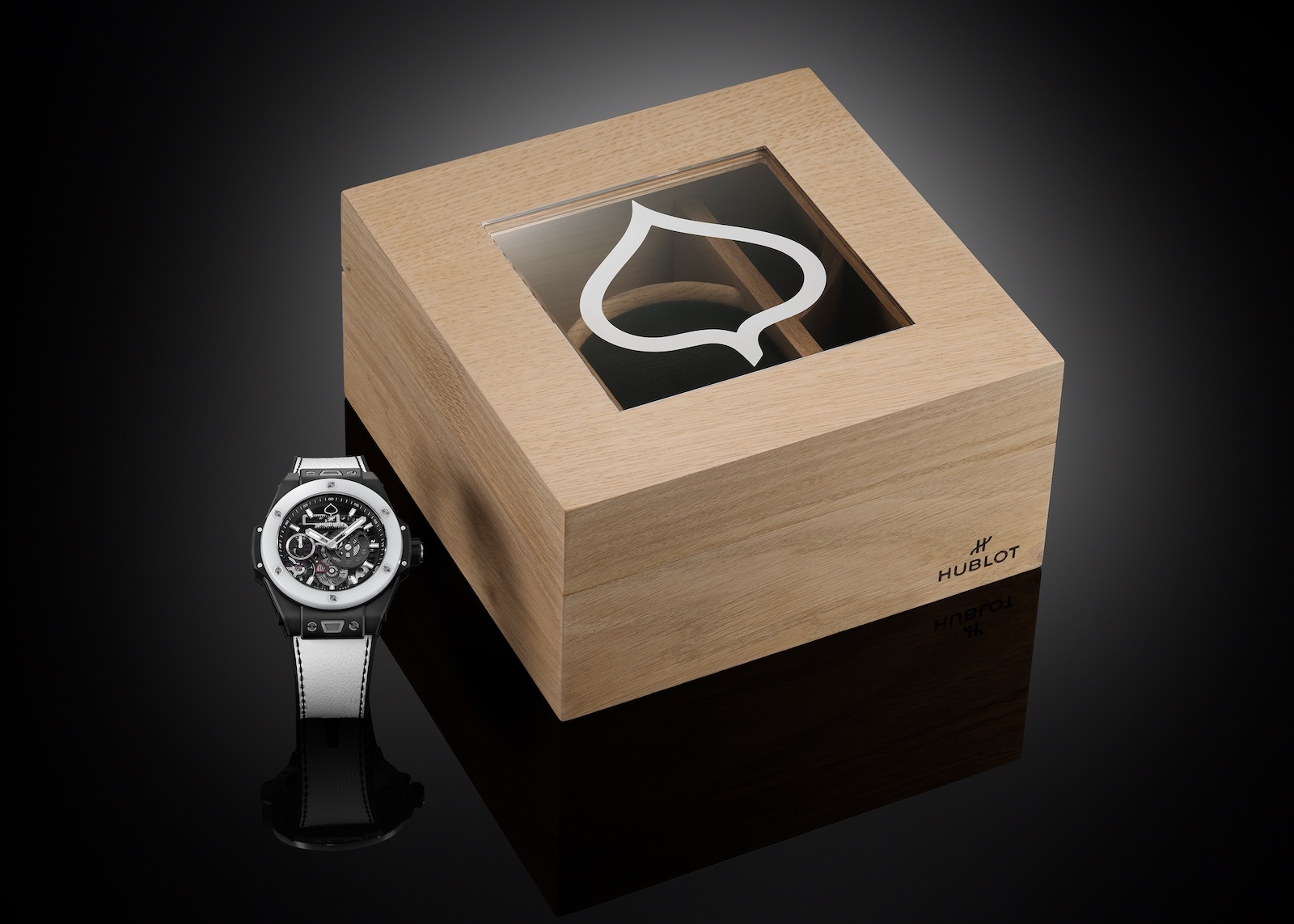 Hublot Big Bang MECA-10 Aspen One - box