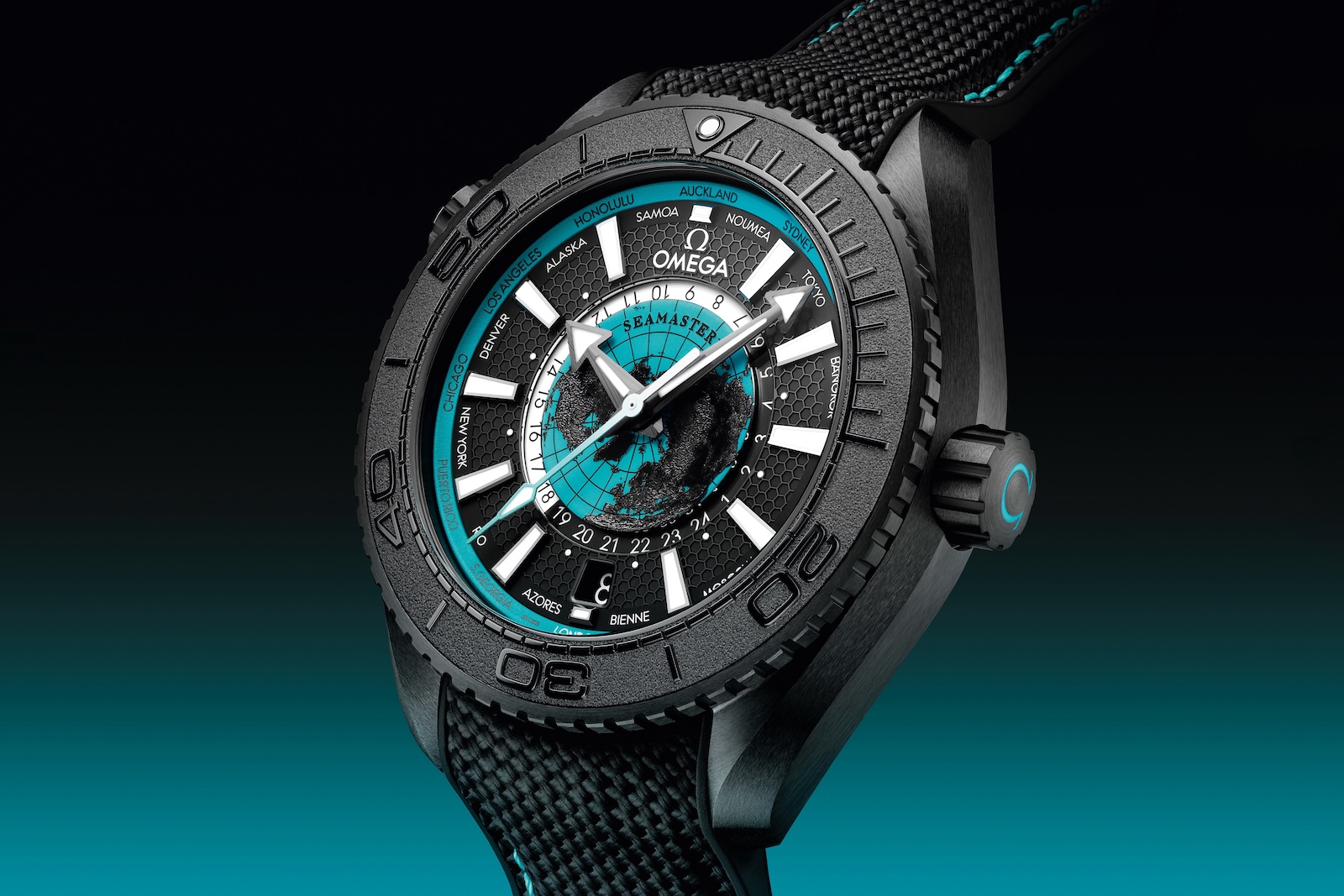 Omega Seamaster Planet Ocean Worldtimer - turquoise