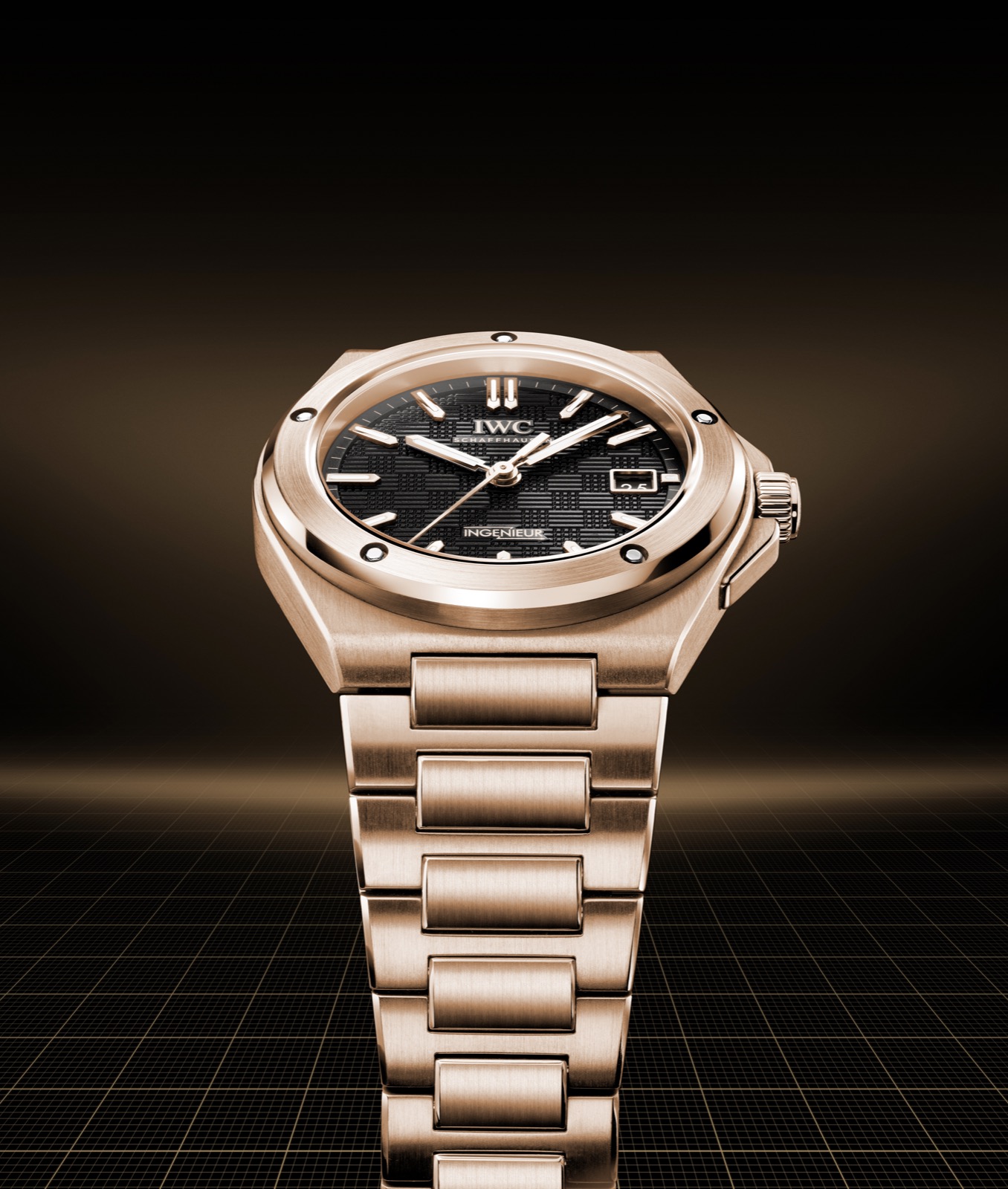 IWC Ingenieur 40 full gold_02