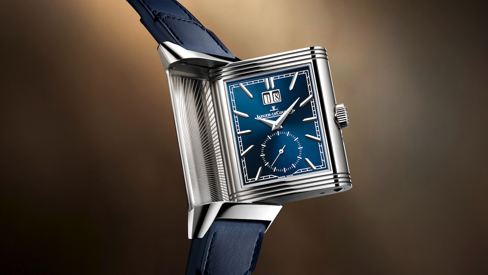 Jaeger-LeCoultre Reverso Tribute Geographic - steel rotate 1