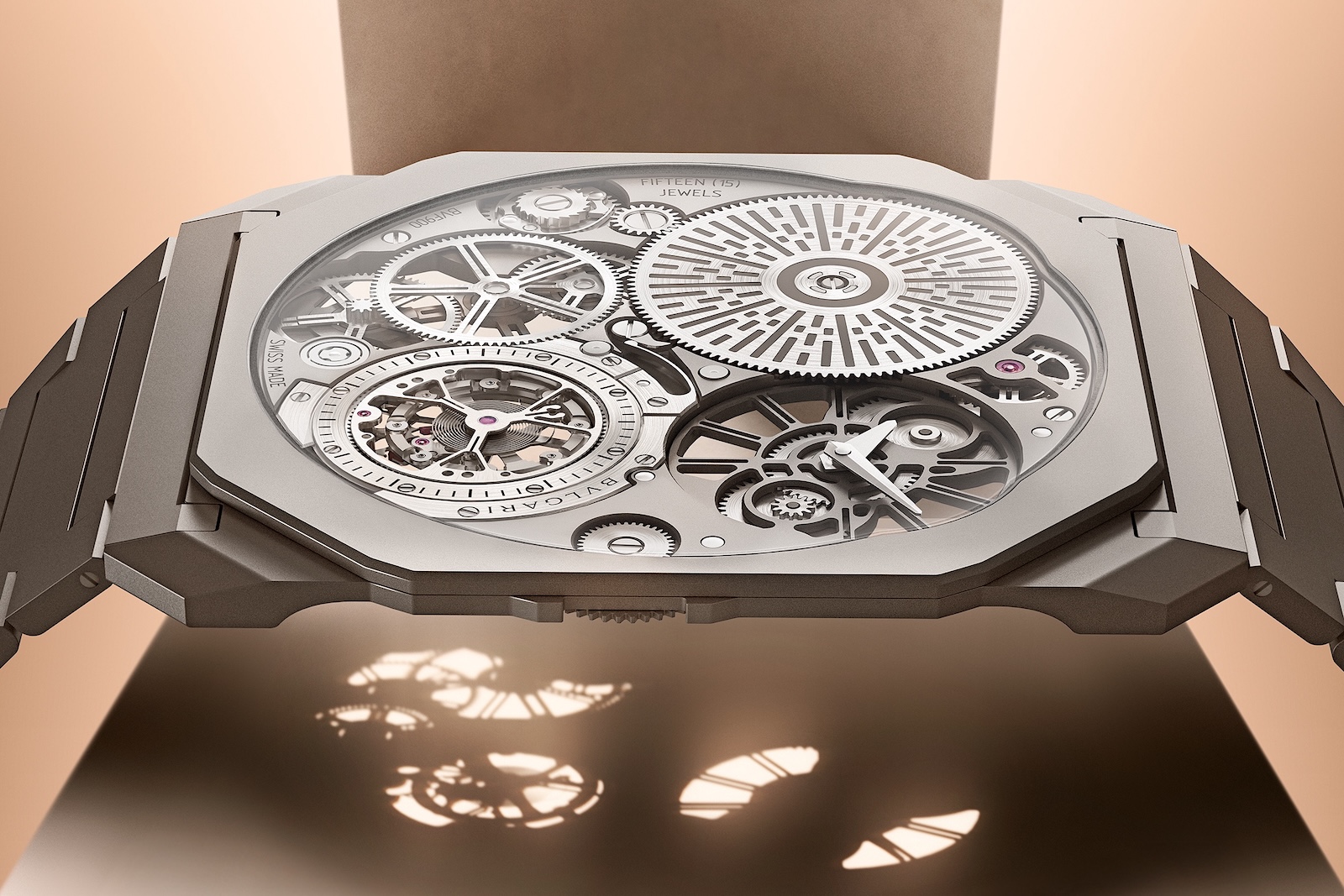 Bvlgari Octo Finissimo Ultra Tourbillon - lateral