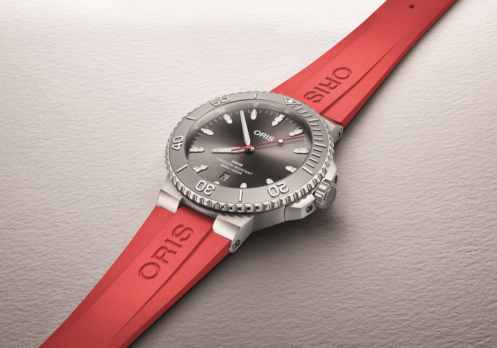 Oris Aquis Date Relief_3