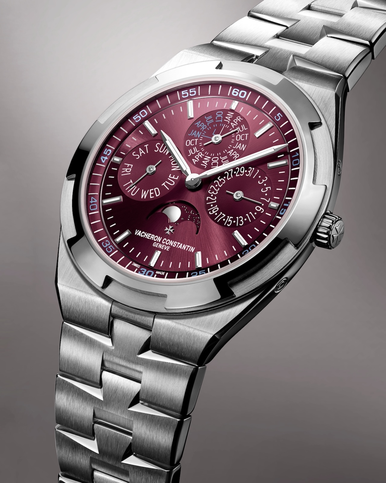 Vacheron Constantin Overseas Perpetual Calendar Ultra-Thin 2025 - burgundy dial