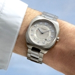 Hermès H08 Titanium; dos nuevas versiones