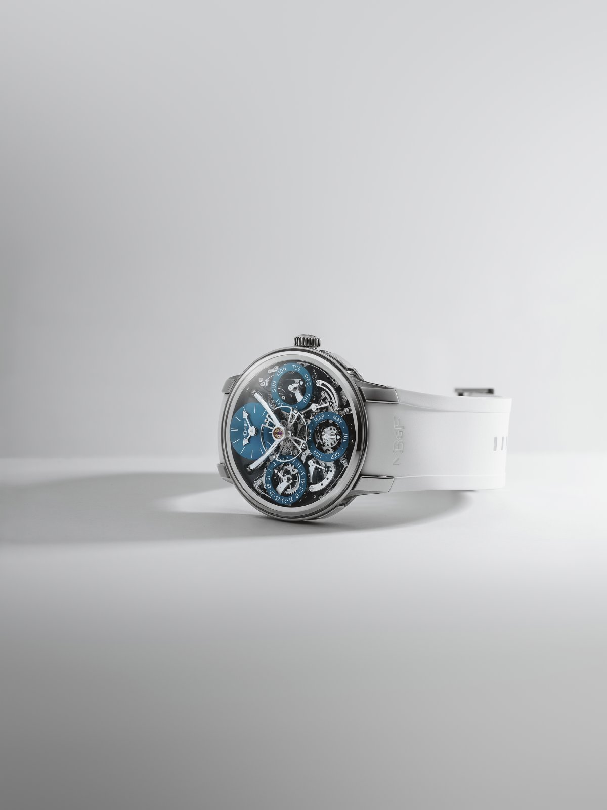 MB&F LM Perpetual EVO X Seddiqi_04