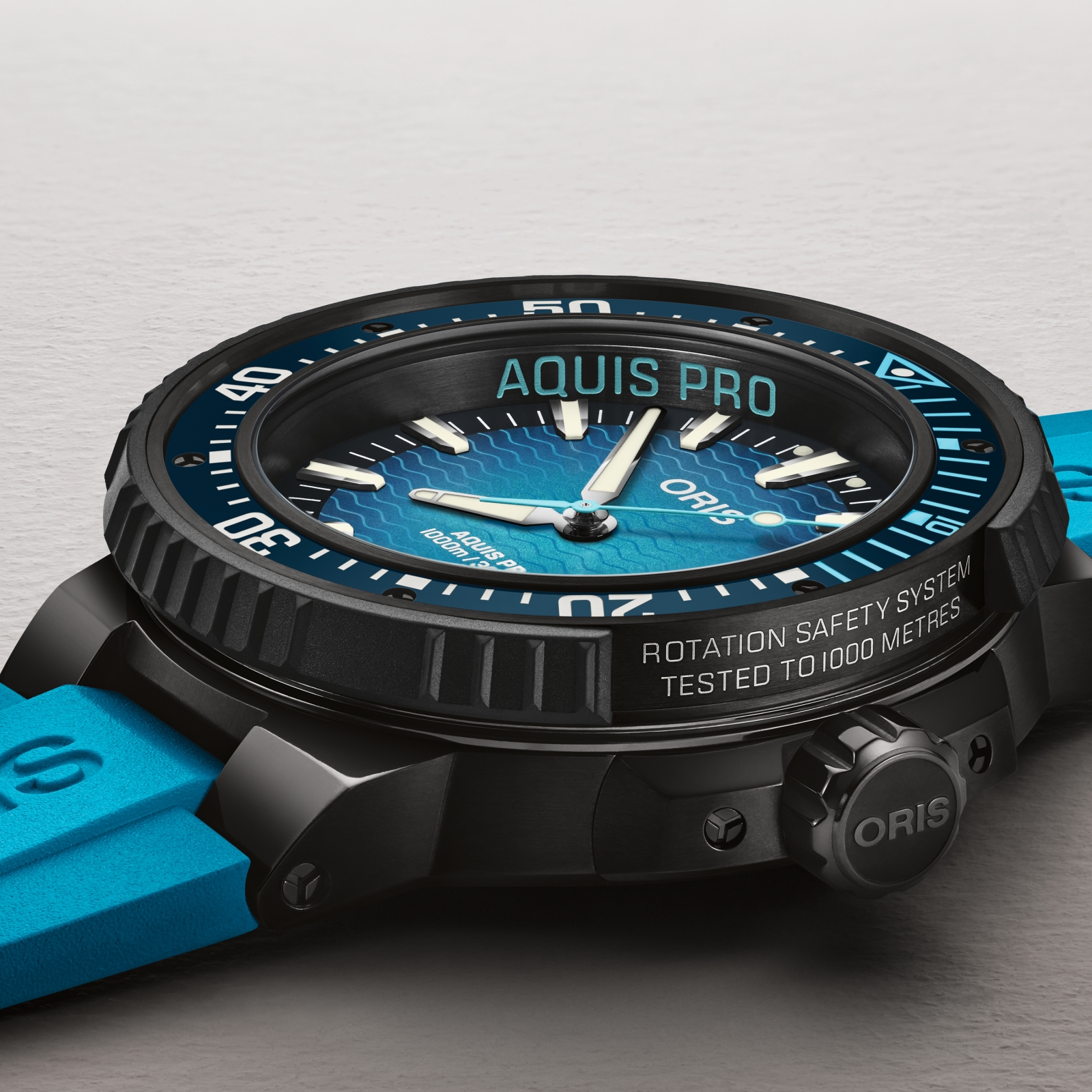 Oris Aquis Pro 1000m-002