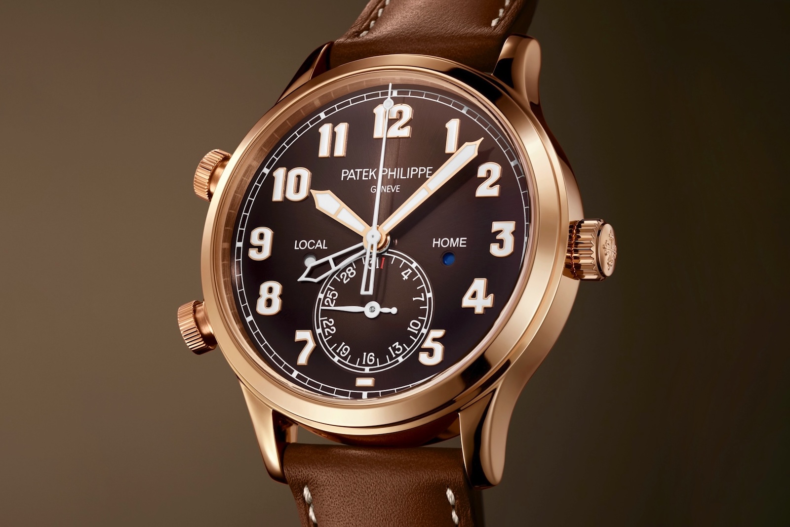 Patek Philippe Calatrava Travel Time 5524R-001 v2