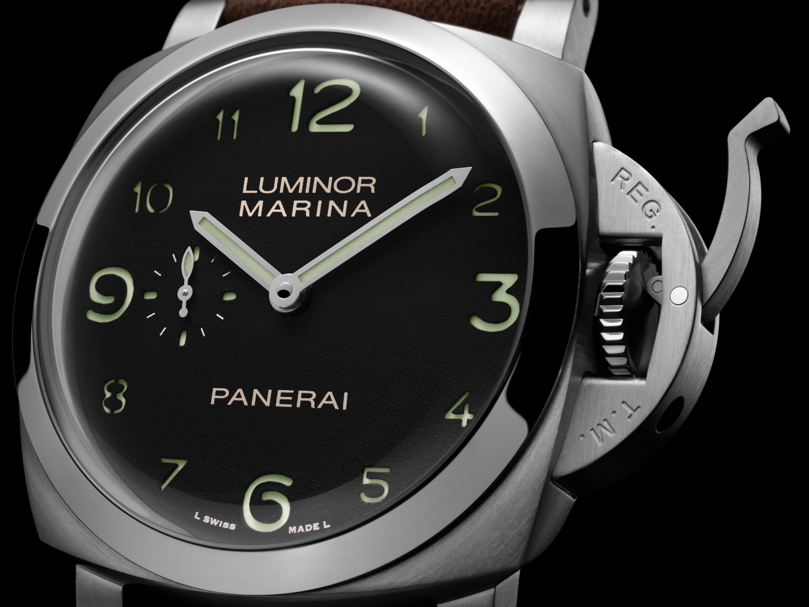 Panerai Luminor Marina PAM01759_04