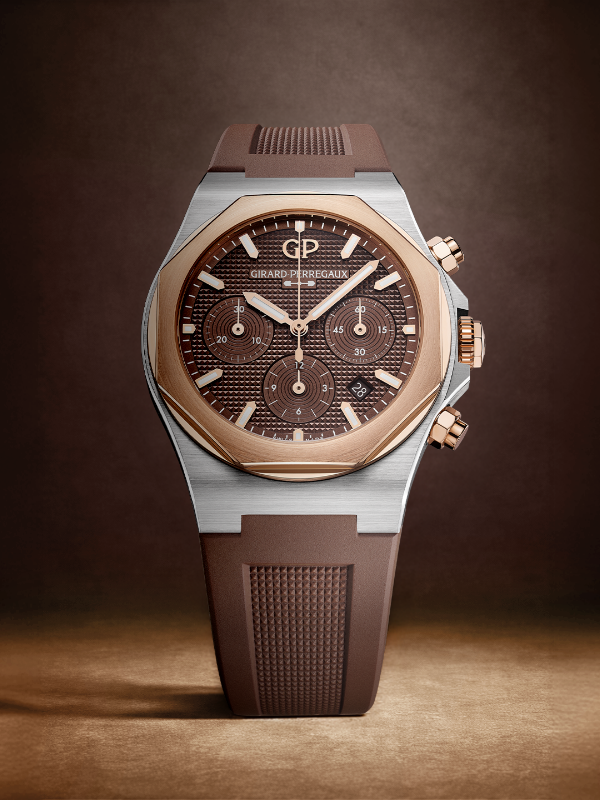 Girard-Perregaux Laureato Chronograph 42mm bicolor_05