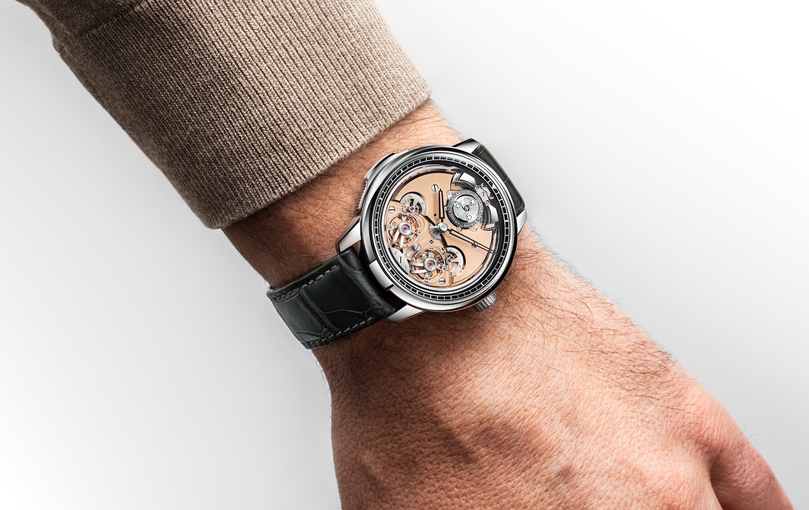 Armin Strom Minute Repeater Resonance 12-59 First Edition - lifestyle 2