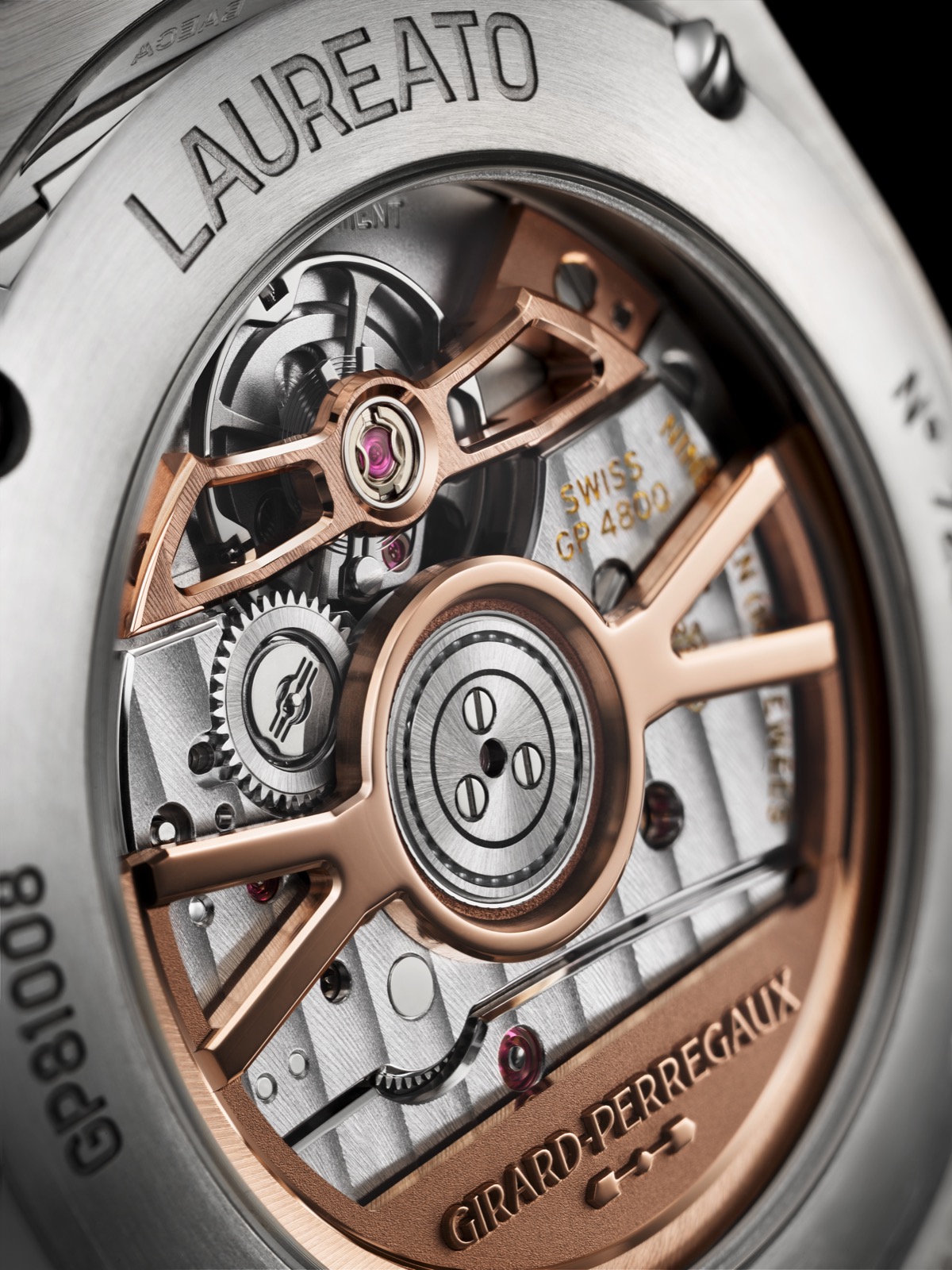Girard-Perregaux Laureato Fifty-017