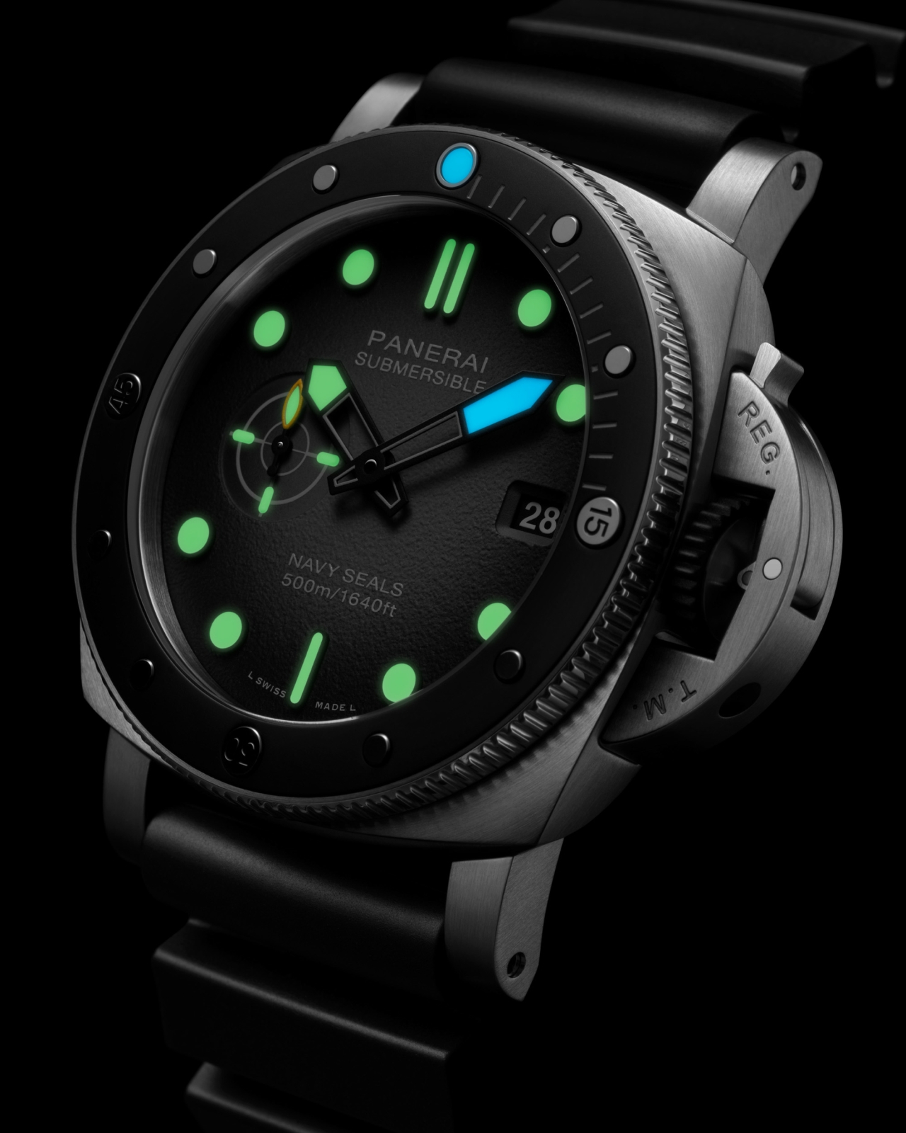 Panerai Submersible Navy SEALs PAM01738_03