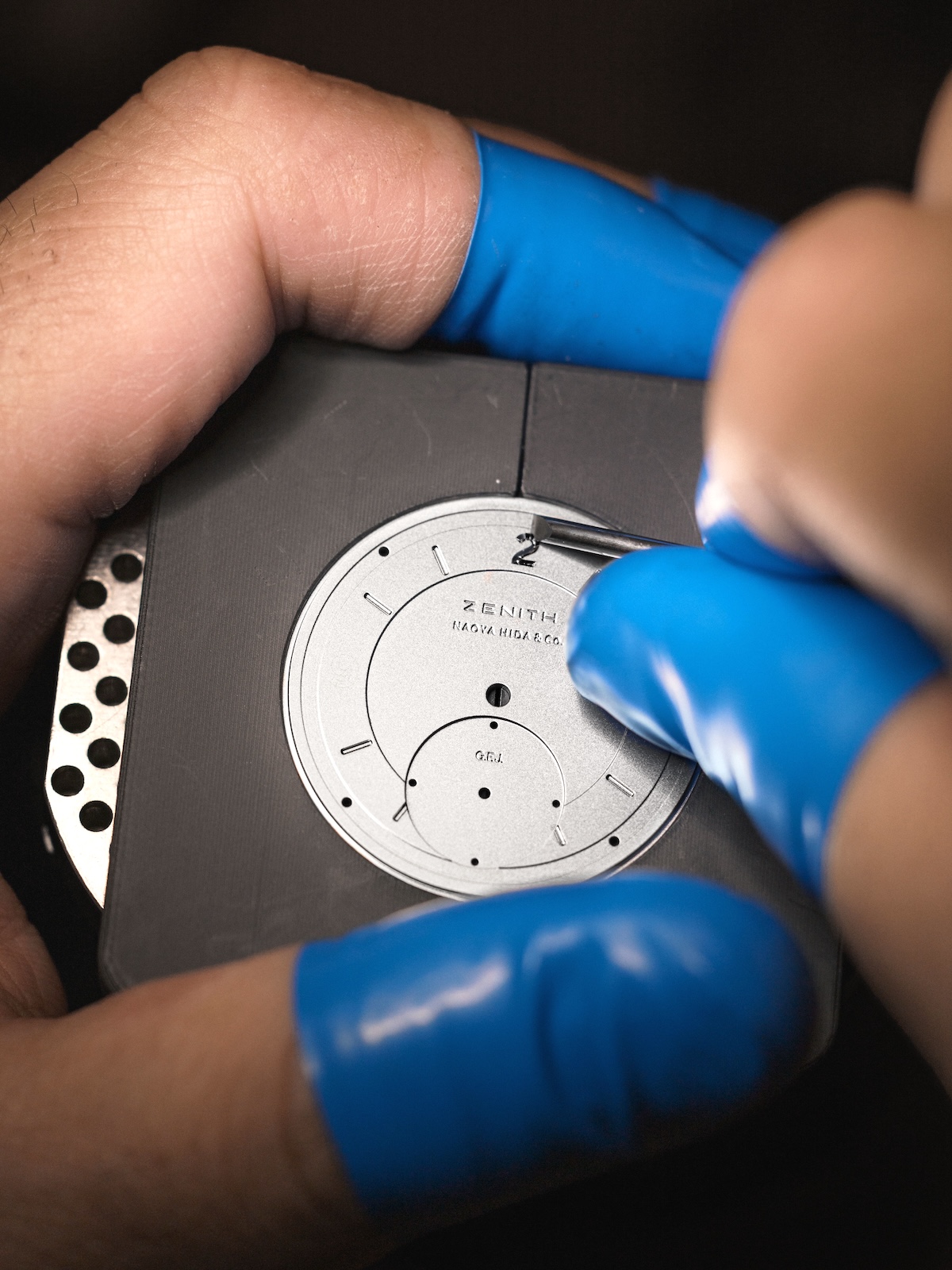 Zenith G.F.J. Calibre 135 Double Signed with Naoya Hida & Co. - dial 01